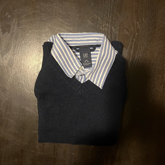 GAP Boys sweater vest and dress shirt - Picture 3 of 5